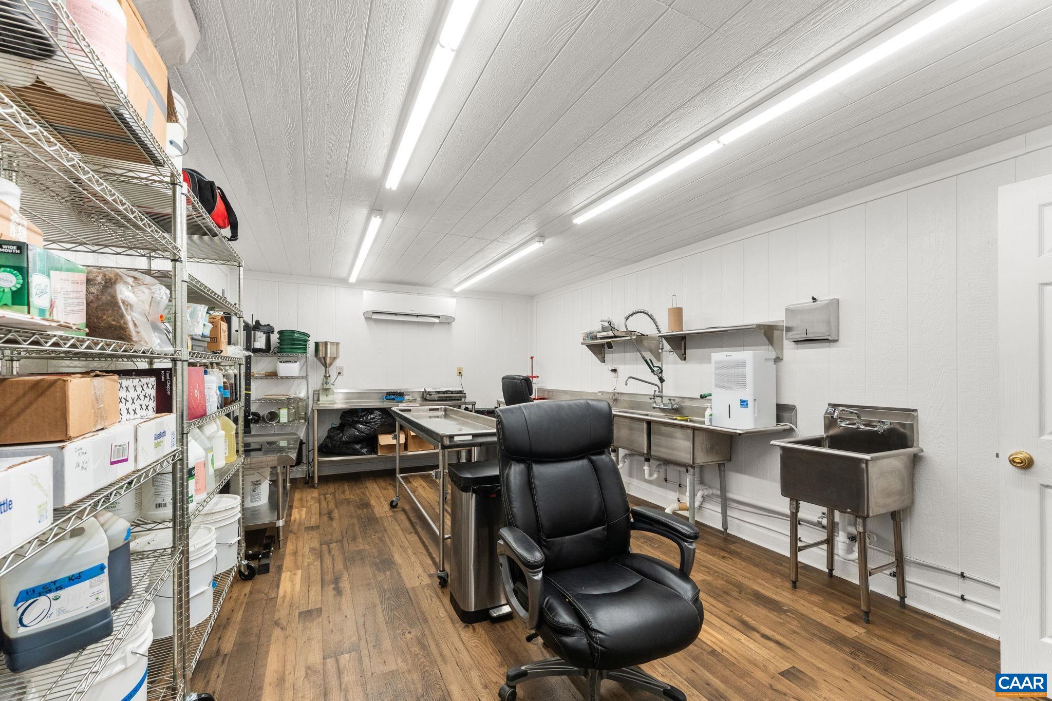 12145 S CONSTITUTION RTE, SCOTTSVILLE, Virginia 24590, ,Farm,14,12145 S CONSTITUTION RTE,674584 MLS # 674584 12145 S CONSTITUTION RTE, SCOTTSVILLE, Virginia 24590, ,Farm,14,12145 S CONSTITUTION RTE,674584 MLS # 674584