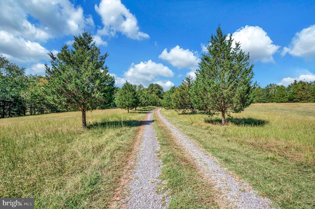 31934 INDIANTOWN RD, LOCUST GROVE, Virginia 22508, ,Land,14,31934 INDIANTOWN RD,VAOR2013622 MLS # VAOR2013622