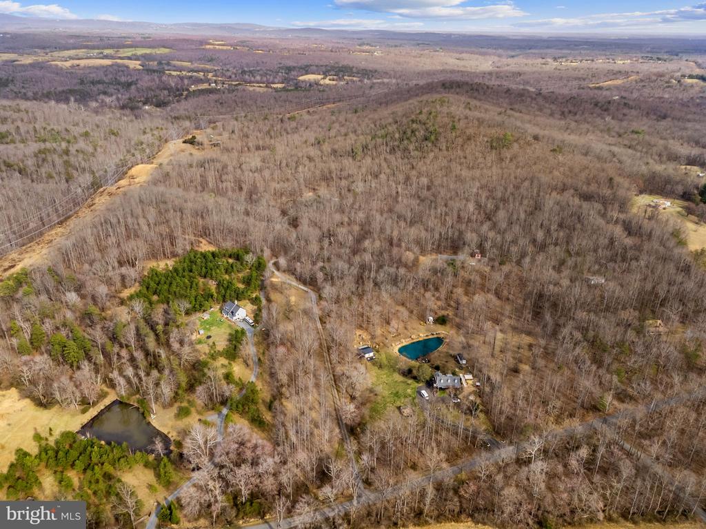 584 S POES RD, AMISSVILLE, Virginia 20106, 3 Bedrooms Bedrooms, ,2 BathroomsBathrooms,Residential,14,584 S POES RD,VARP2002534 MLS # VARP2002534