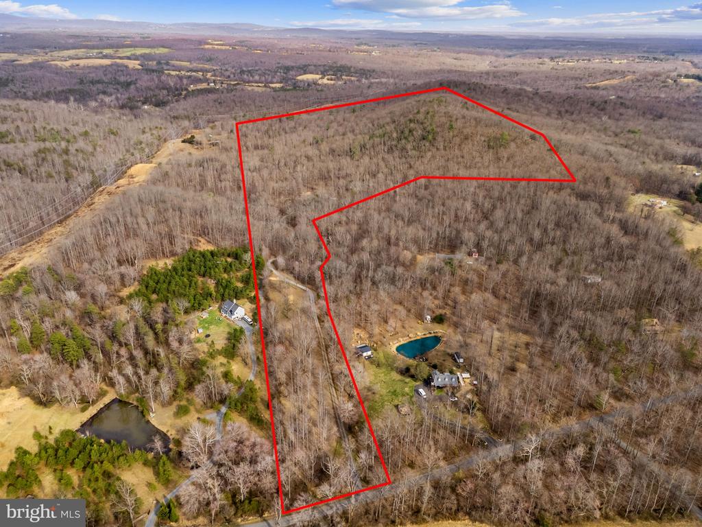 584 S POES RD, AMISSVILLE, Virginia 20106, 3 Bedrooms Bedrooms, ,2 BathroomsBathrooms,Residential,14,584 S POES RD,VARP2002534 MLS # VARP2002534