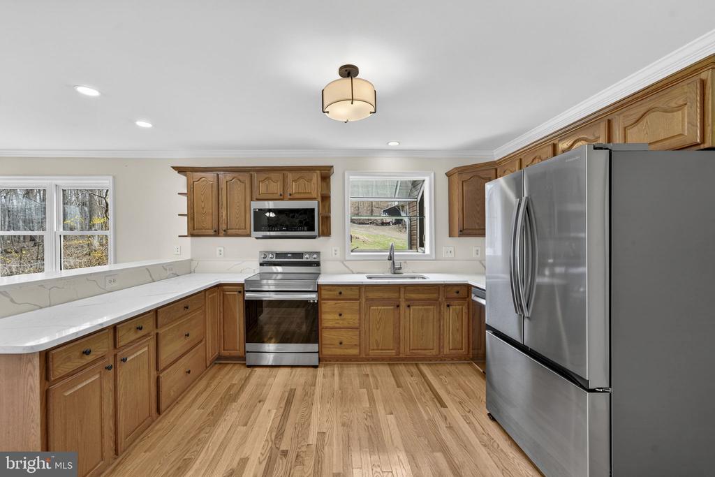 584 S POES RD, AMISSVILLE, Virginia 20106, 3 Bedrooms Bedrooms, ,2 BathroomsBathrooms,Residential,14,584 S POES RD,VARP2002534 MLS # VARP2002534