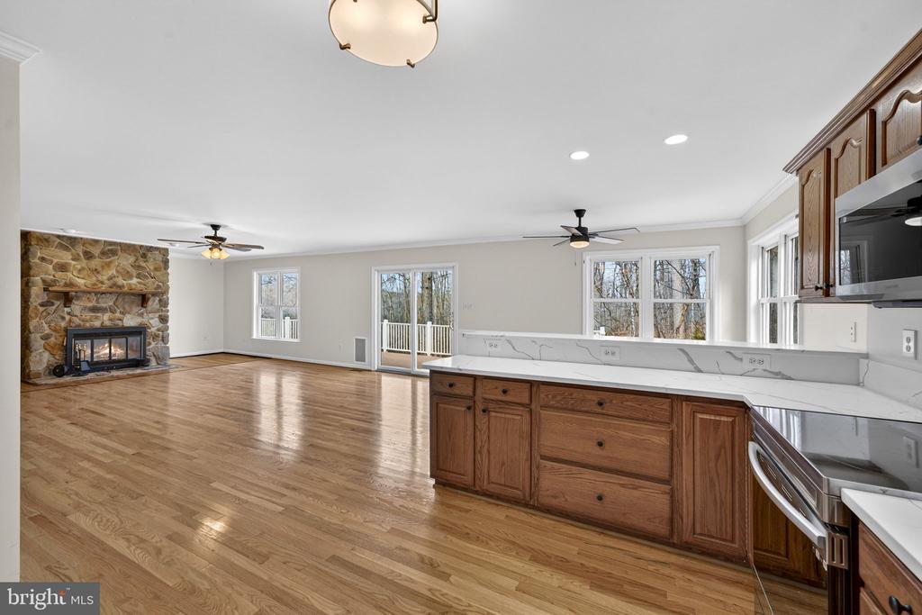 584 S POES RD, AMISSVILLE, Virginia 20106, 3 Bedrooms Bedrooms, ,2 BathroomsBathrooms,Residential,14,584 S POES RD,VARP2002534 MLS # VARP2002534