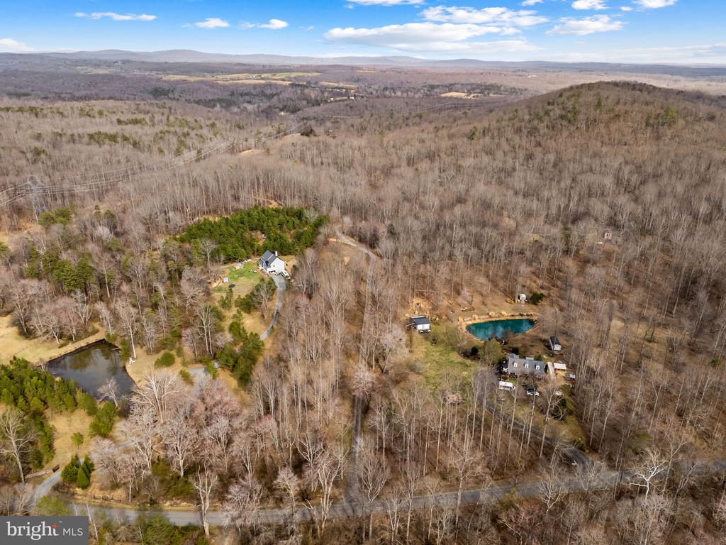 584 S POES RD, AMISSVILLE, Virginia 20106, 3 Bedrooms Bedrooms, ,2 BathroomsBathrooms,Residential,14,584 S POES RD,VARP2002534 MLS # VARP2002534