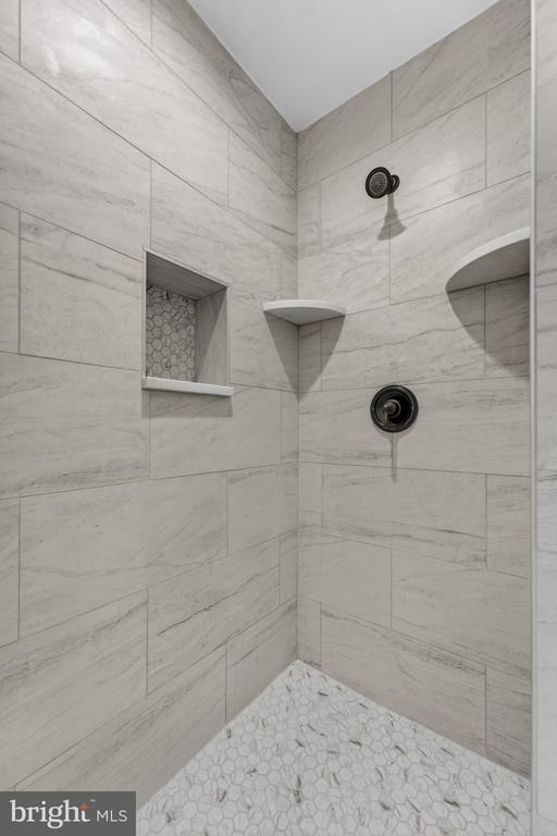 584 S POES RD, AMISSVILLE, Virginia 20106, 3 Bedrooms Bedrooms, ,2 BathroomsBathrooms,Residential,14,584 S POES RD,VARP2002534 MLS # VARP2002534