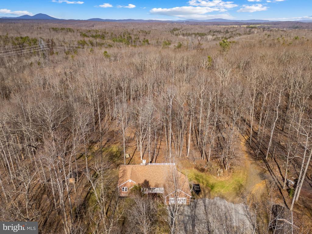 584 S POES RD, AMISSVILLE, Virginia 20106, 3 Bedrooms Bedrooms, ,2 BathroomsBathrooms,Residential,14,584 S POES RD,VARP2002534 MLS # VARP2002534