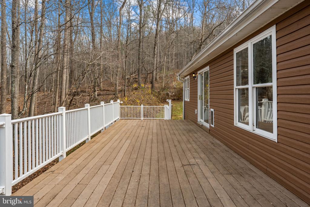 584 S POES RD, AMISSVILLE, Virginia 20106, 3 Bedrooms Bedrooms, ,2 BathroomsBathrooms,Residential,14,584 S POES RD,VARP2002534 MLS # VARP2002534