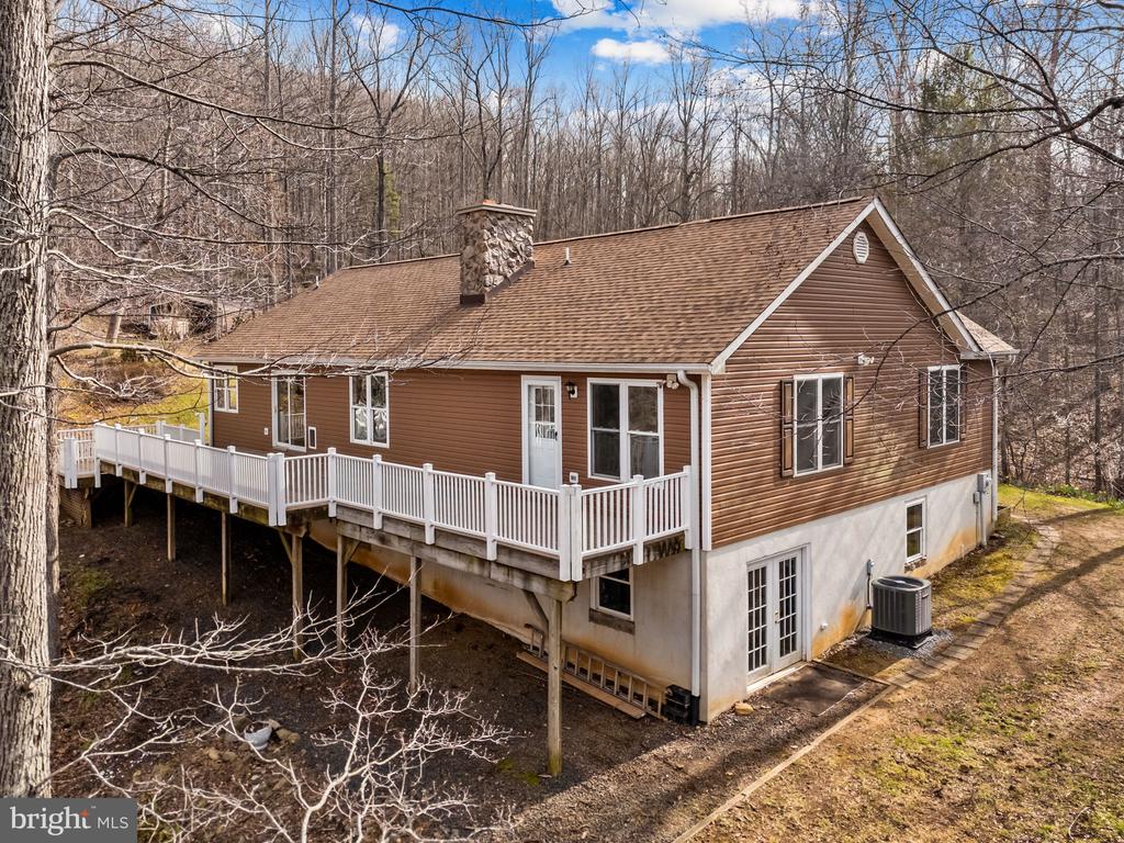 584 S POES RD, AMISSVILLE, Virginia 20106, 3 Bedrooms Bedrooms, ,2 BathroomsBathrooms,Residential,14,584 S POES RD,VARP2002534 MLS # VARP2002534