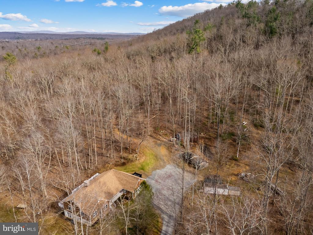 584 S POES RD, AMISSVILLE, Virginia 20106, 3 Bedrooms Bedrooms, ,2 BathroomsBathrooms,Residential,14,584 S POES RD,VARP2002534 MLS # VARP2002534