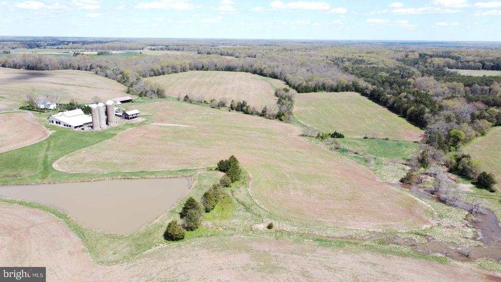 11312 TIMBUKTU LN, MIDLAND, Virginia, 5 Bedrooms Bedrooms, ,2 BathroomsBathrooms,Residential,14,11312 TIMBUKTU LN,VAFQ2021026 MLS # VAFQ2021026