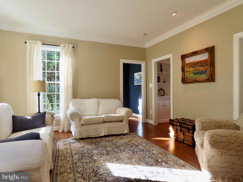 643 RICHMOND RD, AMISSVILLE, Virginia 20106, 3 Bedrooms Bedrooms, ,2 BathroomsBathrooms,Residential,14,643 RICHMOND RD,VARP2002496 MLS # VARP2002496 643 RICHMOND RD, AMISSVILLE, Virginia 20106, 3 Bedrooms Bedrooms, ,2 BathroomsBathrooms,Residential,14,643 RICHMOND RD,VARP2002496 MLS # VARP2002496