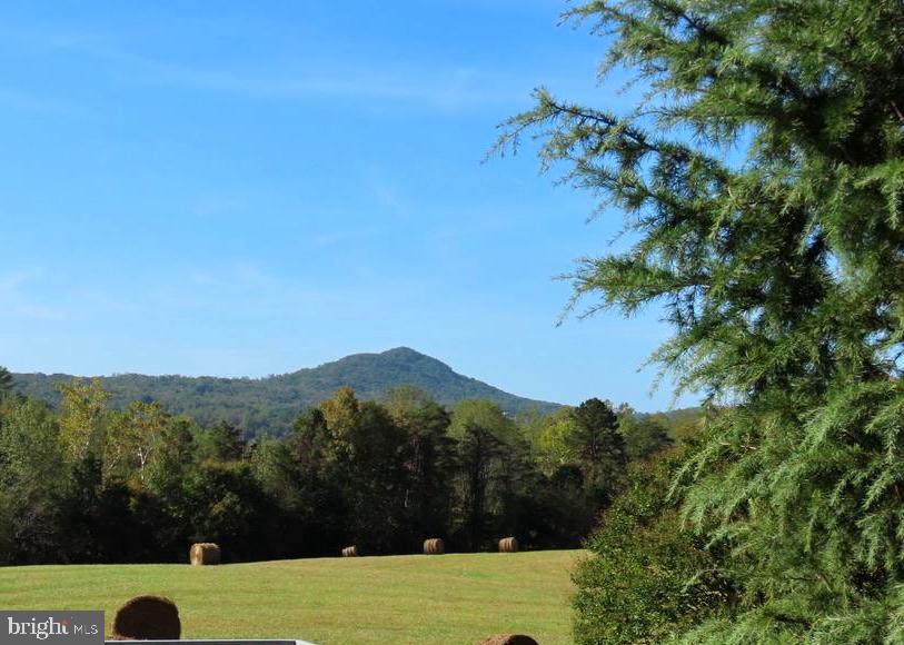 643 RICHMOND RD, AMISSVILLE, Virginia 20106, 3 Bedrooms Bedrooms, ,2 BathroomsBathrooms,Residential,14,643 RICHMOND RD,VARP2002496 MLS # VARP2002496 643 RICHMOND RD, AMISSVILLE, Virginia 20106, 3 Bedrooms Bedrooms, ,2 BathroomsBathrooms,Residential,14,643 RICHMOND RD,VARP2002496 MLS # VARP2002496