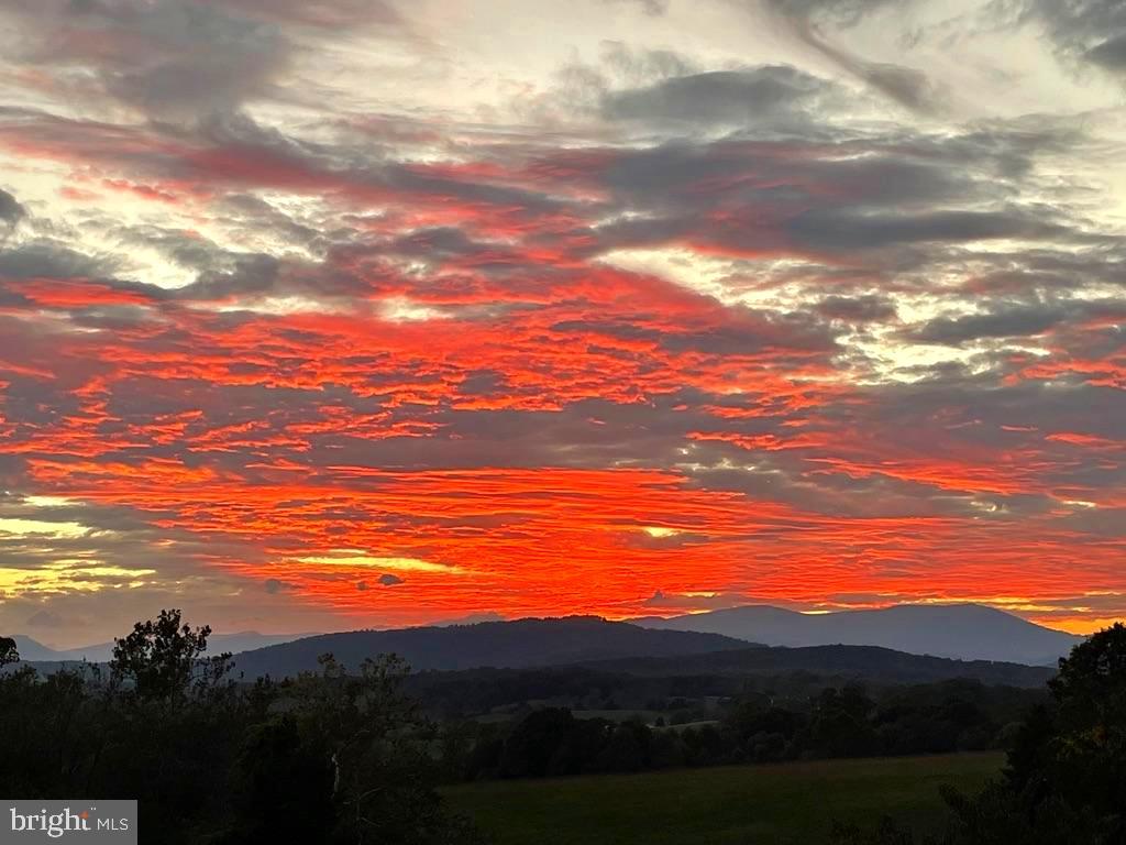 643 RICHMOND RD, AMISSVILLE, Virginia 20106, 3 Bedrooms Bedrooms, ,2 BathroomsBathrooms,Residential,14,643 RICHMOND RD,VARP2002496 MLS # VARP2002496 643 RICHMOND RD, AMISSVILLE, Virginia 20106, 3 Bedrooms Bedrooms, ,2 BathroomsBathrooms,Residential,14,643 RICHMOND RD,VARP2002496 MLS # VARP2002496