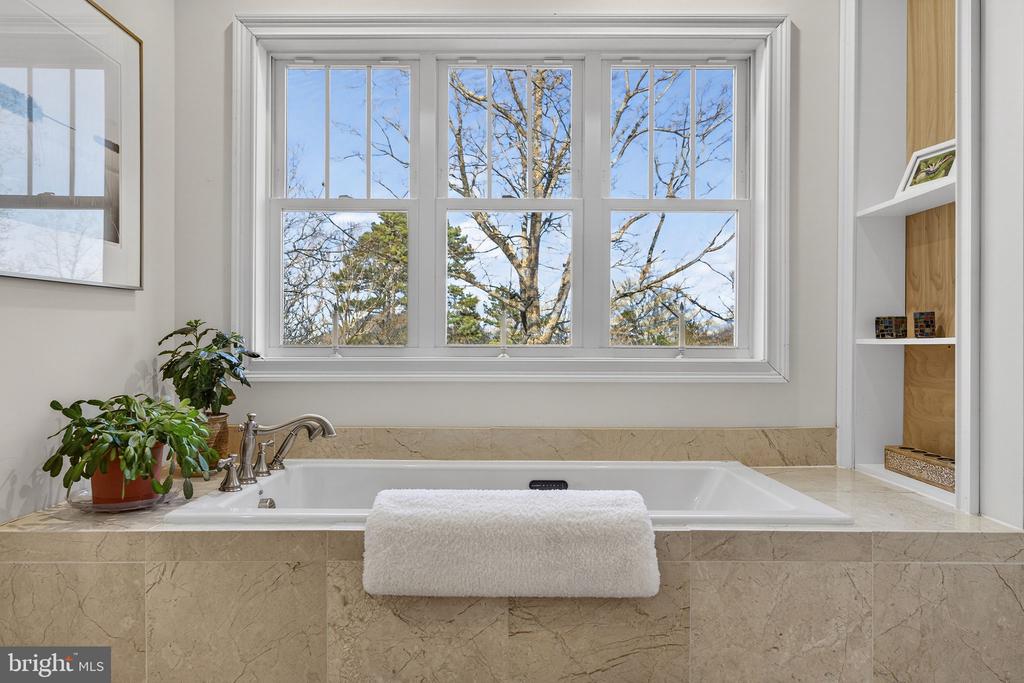 40 ANGEL KISS LN, CASTLETON, Virginia 22716, 2 Bedrooms Bedrooms, ,2 BathroomsBathrooms,Residential,14,40 ANGEL KISS LN,VARP2002550 MLS # VARP2002550