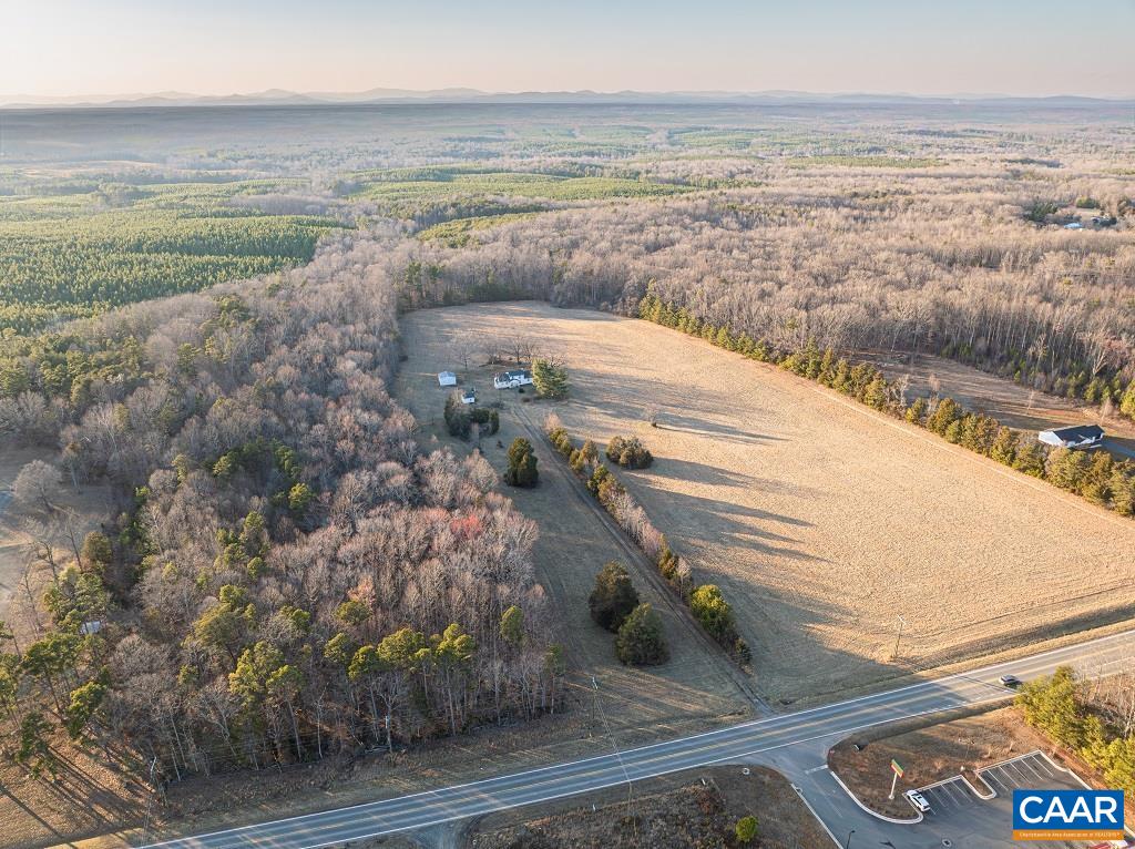 25805 N JAMES MADISON HWY, NEW CANTON, Virginia 23123, 3 Bedrooms Bedrooms, ,1 BathroomBathrooms,Residential,14,25805 N JAMES MADISON HWY,675053 MLS # 675053