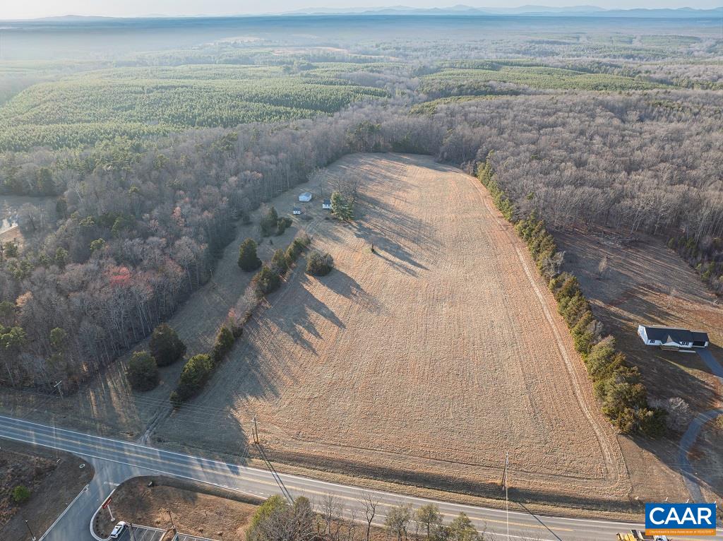 25805 N JAMES MADISON HWY, NEW CANTON, Virginia 23123, 3 Bedrooms Bedrooms, ,1 BathroomBathrooms,Residential,14,25805 N JAMES MADISON HWY,675053 MLS # 675053