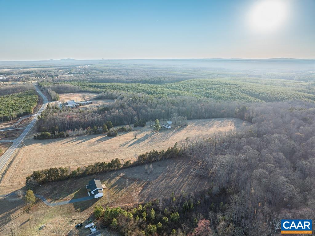 25805 N JAMES MADISON HWY, NEW CANTON, Virginia 23123, 3 Bedrooms Bedrooms, ,1 BathroomBathrooms,Residential,14,25805 N JAMES MADISON HWY,675053 MLS # 675053