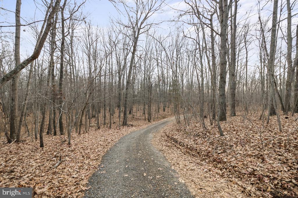 7389 LEEDS MANOR RD, MARSHALL, Virginia, 3 Bedrooms Bedrooms, ,2 BathroomsBathrooms,Residential,14,7389 LEEDS MANOR RD,VAFQ2021216 MLS # VAFQ2021216