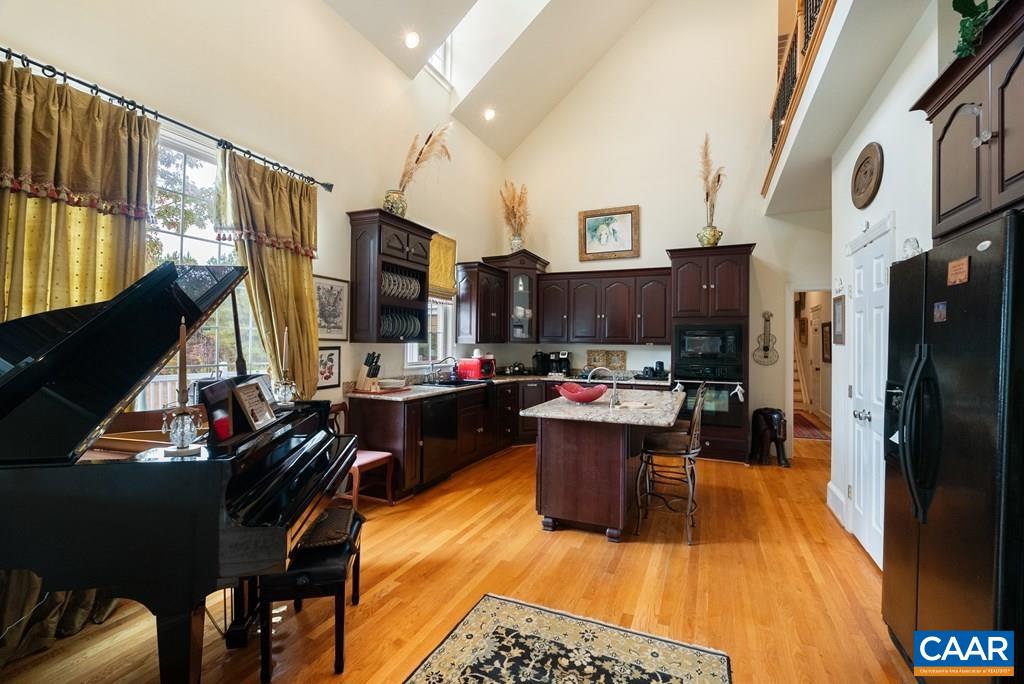 574 OLD KINGS RD, DRAKES BRANCH, Virginia 23937, 4 Bedrooms Bedrooms, ,3 BathroomsBathrooms,Residential,14,574 OLD KINGS RD,675128 MLS # 675128 574 OLD KINGS RD, DRAKES BRANCH, Virginia 23937, 4 Bedrooms Bedrooms, ,3 BathroomsBathrooms,Residential,14,574 OLD KINGS RD,675128 MLS # 675128