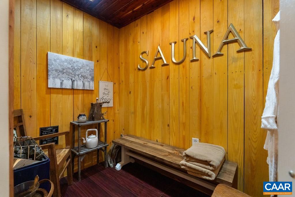 574 OLD KINGS RD, DRAKES BRANCH, Virginia 23937, 4 Bedrooms Bedrooms, ,3 BathroomsBathrooms,Residential,14,574 OLD KINGS RD,675128 MLS # 675128 574 OLD KINGS RD, DRAKES BRANCH, Virginia 23937, 4 Bedrooms Bedrooms, ,3 BathroomsBathrooms,Residential,14,574 OLD KINGS RD,675128 MLS # 675128