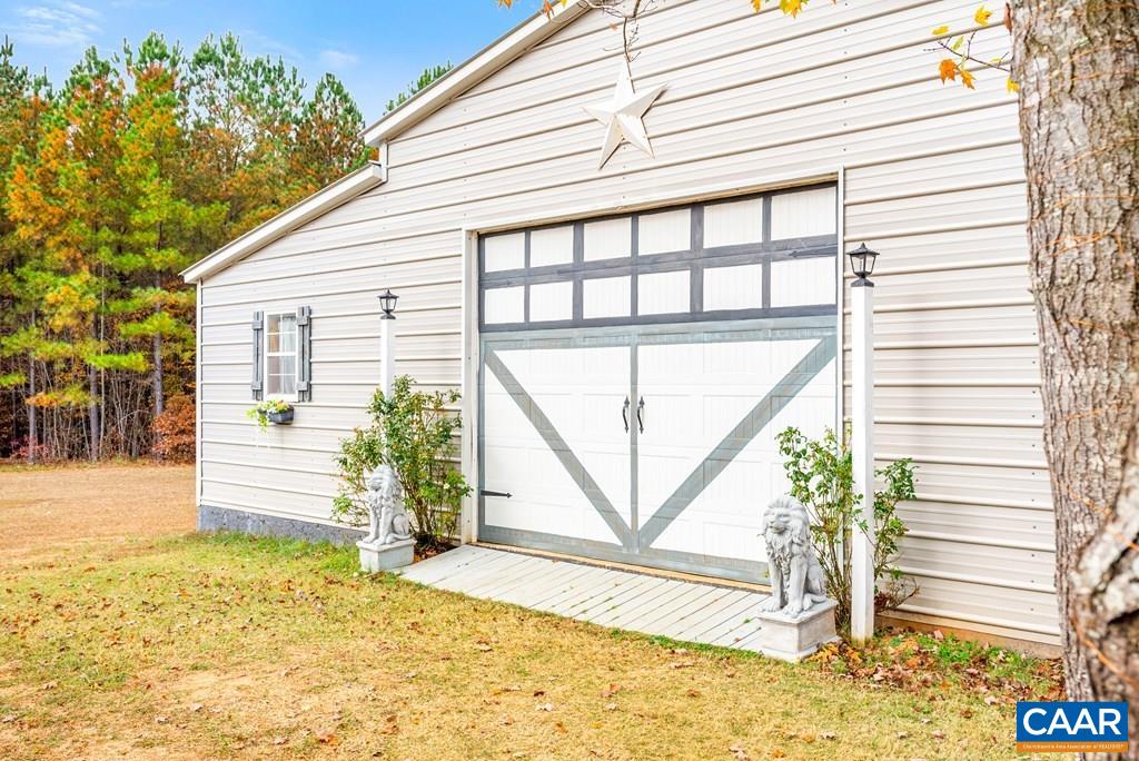 574 OLD KINGS RD, DRAKES BRANCH, Virginia 23937, 4 Bedrooms Bedrooms, ,3 BathroomsBathrooms,Residential,14,574 OLD KINGS RD,675128 MLS # 675128 574 OLD KINGS RD, DRAKES BRANCH, Virginia 23937, 4 Bedrooms Bedrooms, ,3 BathroomsBathrooms,Residential,14,574 OLD KINGS RD,675128 MLS # 675128