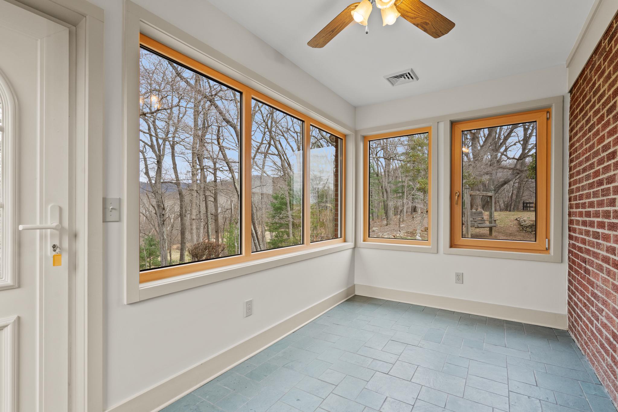 94 OLD HOLLOW RD, SPERRYVILLE, Virginia 22740, 4 Bedrooms Bedrooms, ,3 BathroomsBathrooms,Residential,14,94 OLD HOLLOW RD,VARP2002556 MLS # VARP2002556 94 OLD HOLLOW RD, SPERRYVILLE, Virginia 22740, 4 Bedrooms Bedrooms, ,3 BathroomsBathrooms,Residential,14,94 OLD HOLLOW RD,VARP2002556 MLS # VARP2002556