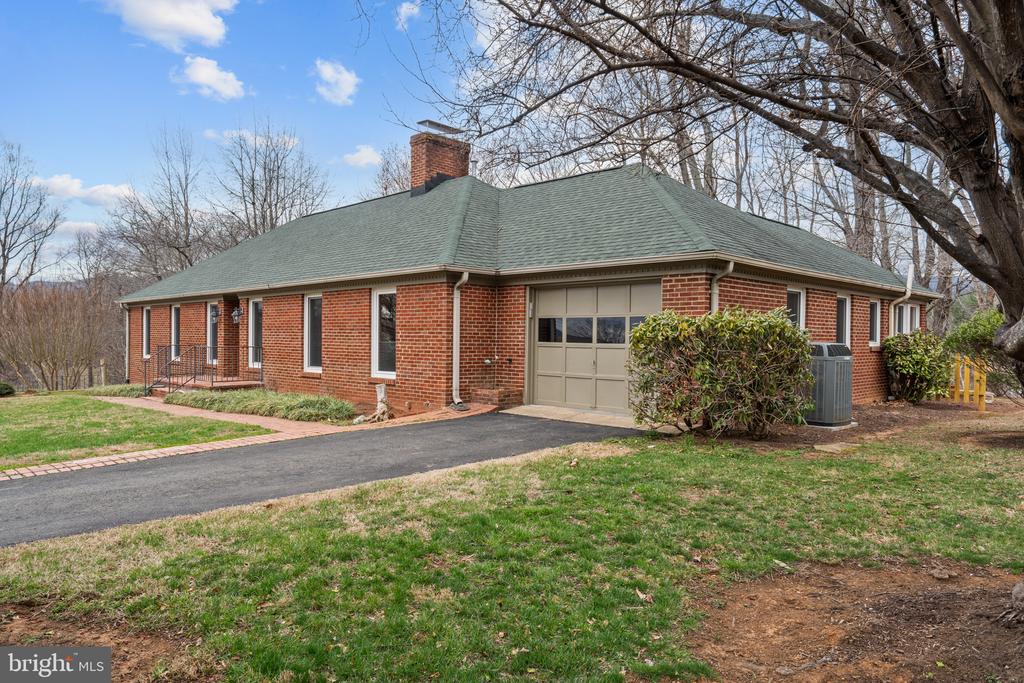 94 OLD HOLLOW RD, SPERRYVILLE, Virginia 22740, 4 Bedrooms Bedrooms, ,3 BathroomsBathrooms,Residential,14,94 OLD HOLLOW RD,VARP2002556 MLS # VARP2002556 94 OLD HOLLOW RD, SPERRYVILLE, Virginia 22740, 4 Bedrooms Bedrooms, ,3 BathroomsBathrooms,Residential,14,94 OLD HOLLOW RD,VARP2002556 MLS # VARP2002556
