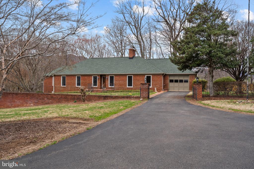 94 OLD HOLLOW RD, SPERRYVILLE, Virginia 22740, 4 Bedrooms Bedrooms, ,3 BathroomsBathrooms,Residential,14,94 OLD HOLLOW RD,VARP2002556 MLS # VARP2002556 94 OLD HOLLOW RD, SPERRYVILLE, Virginia 22740, 4 Bedrooms Bedrooms, ,3 BathroomsBathrooms,Residential,14,94 OLD HOLLOW RD,VARP2002556 MLS # VARP2002556
