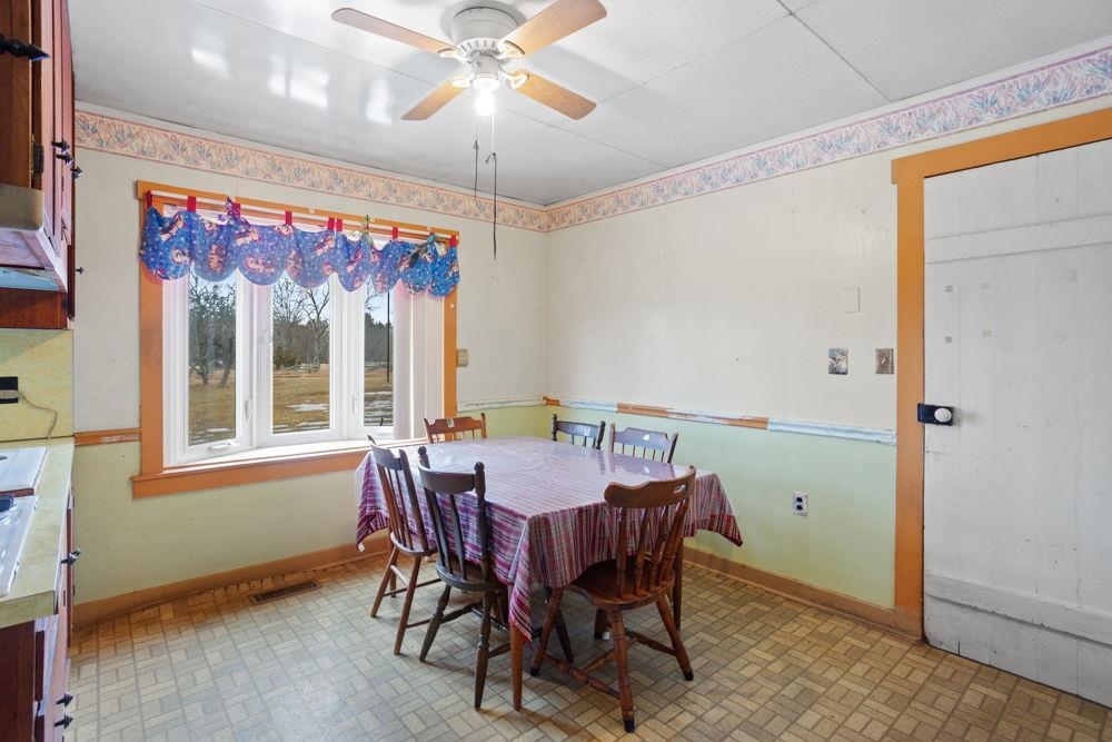 19962 RAINBOW RIDGE RD, BERGTON, Virginia 22811, 3 Bedrooms Bedrooms, ,1 BathroomBathrooms,Residential,14,19962 RAINBOW RIDGE RD,675176 MLS # 675176