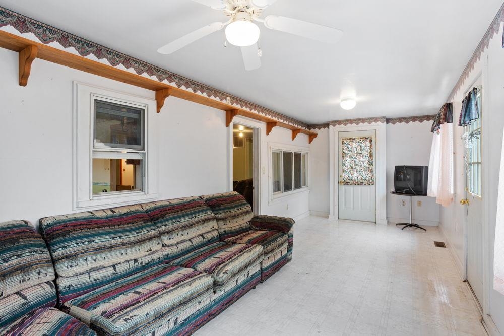 19962 RAINBOW RIDGE RD, BERGTON, Virginia 22811, 3 Bedrooms Bedrooms, ,1 BathroomBathrooms,Residential,14,19962 RAINBOW RIDGE RD,675176 MLS # 675176