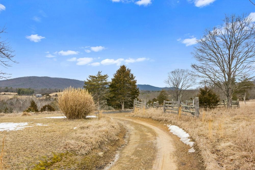 19962 RAINBOW RIDGE RD, BERGTON, Virginia 22811, 3 Bedrooms Bedrooms, ,1 BathroomBathrooms,Residential,14,19962 RAINBOW RIDGE RD,675176 MLS # 675176