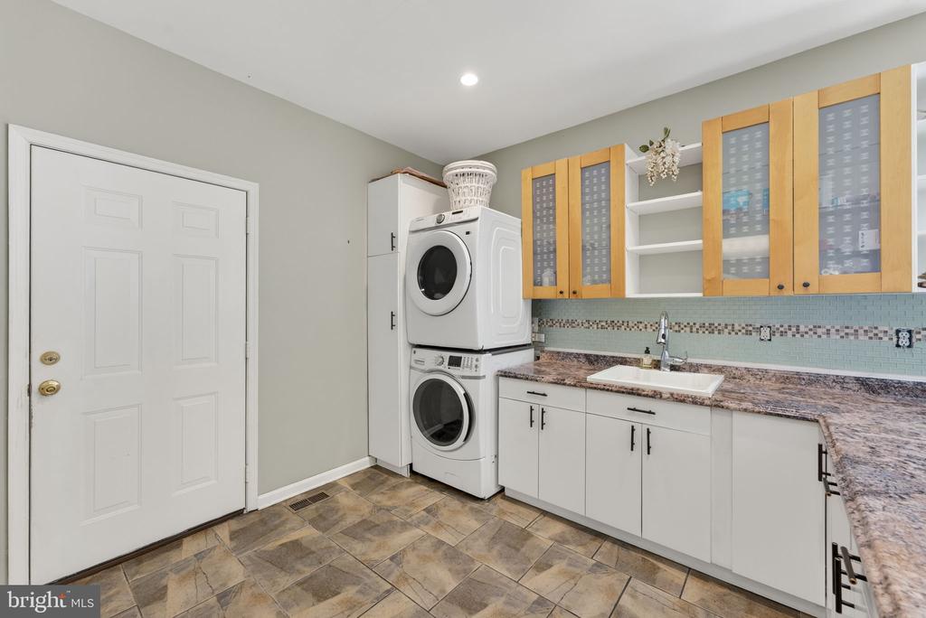 7453 OPAL RD, WARRENTON, Virginia 20186, 4 Bedrooms Bedrooms, ,2 BathroomsBathrooms,Residential,14,7453 OPAL RD,VAFQ2021174 MLS # VAFQ2021174 7453 OPAL RD, WARRENTON, Virginia 20186, 4 Bedrooms Bedrooms, ,2 BathroomsBathrooms,Residential,14,7453 OPAL RD,VAFQ2021174 MLS # VAFQ2021174