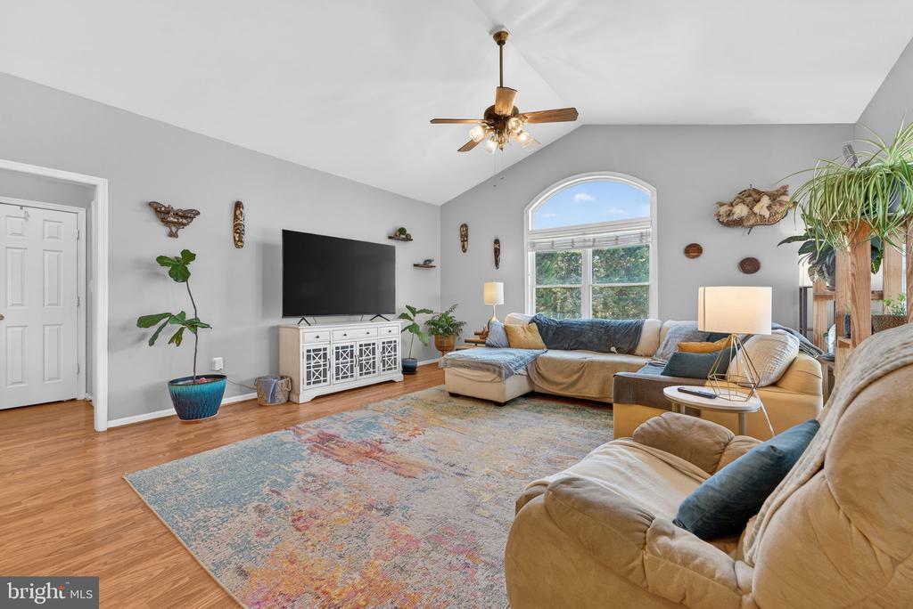 7453 OPAL RD, WARRENTON, Virginia 20186, 4 Bedrooms Bedrooms, ,2 BathroomsBathrooms,Residential,14,7453 OPAL RD,VAFQ2021174 MLS # VAFQ2021174 7453 OPAL RD, WARRENTON, Virginia 20186, 4 Bedrooms Bedrooms, ,2 BathroomsBathrooms,Residential,14,7453 OPAL RD,VAFQ2021174 MLS # VAFQ2021174