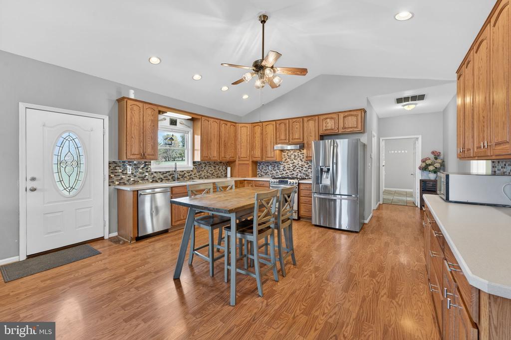 7453 OPAL RD, WARRENTON, Virginia 20186, 4 Bedrooms Bedrooms, ,2 BathroomsBathrooms,Residential,14,7453 OPAL RD,VAFQ2021174 MLS # VAFQ2021174 7453 OPAL RD, WARRENTON, Virginia 20186, 4 Bedrooms Bedrooms, ,2 BathroomsBathrooms,Residential,14,7453 OPAL RD,VAFQ2021174 MLS # VAFQ2021174