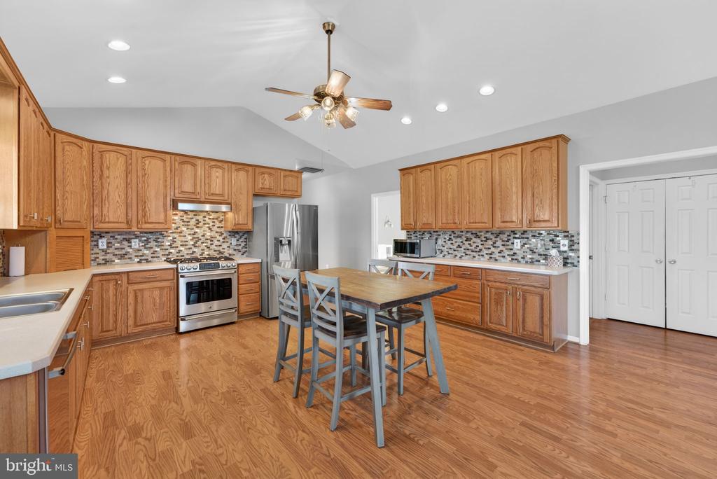 7453 OPAL RD, WARRENTON, Virginia 20186, 4 Bedrooms Bedrooms, ,2 BathroomsBathrooms,Residential,14,7453 OPAL RD,VAFQ2021174 MLS # VAFQ2021174 7453 OPAL RD, WARRENTON, Virginia 20186, 4 Bedrooms Bedrooms, ,2 BathroomsBathrooms,Residential,14,7453 OPAL RD,VAFQ2021174 MLS # VAFQ2021174