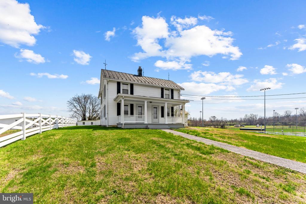 57 SCHOOL HOUSE RD, WASHINGTON, Virginia, 3 Bedrooms Bedrooms, ,1 BathroomBathrooms,Residential,14,57 SCHOOL HOUSE RD,VARP2002552 MLS # VARP2002552