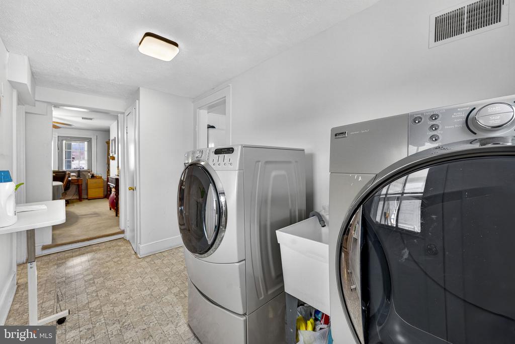 57 SCHOOL HOUSE RD, WASHINGTON, Virginia, 3 Bedrooms Bedrooms, ,1 BathroomBathrooms,Residential,14,57 SCHOOL HOUSE RD,VARP2002552 MLS # VARP2002552