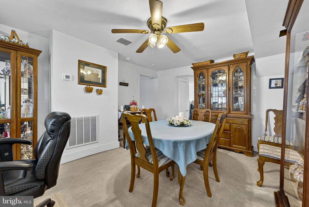 57 SCHOOL HOUSE RD, WASHINGTON, Virginia, 3 Bedrooms Bedrooms, ,1 BathroomBathrooms,Residential,14,57 SCHOOL HOUSE RD,VARP2002552 MLS # VARP2002552