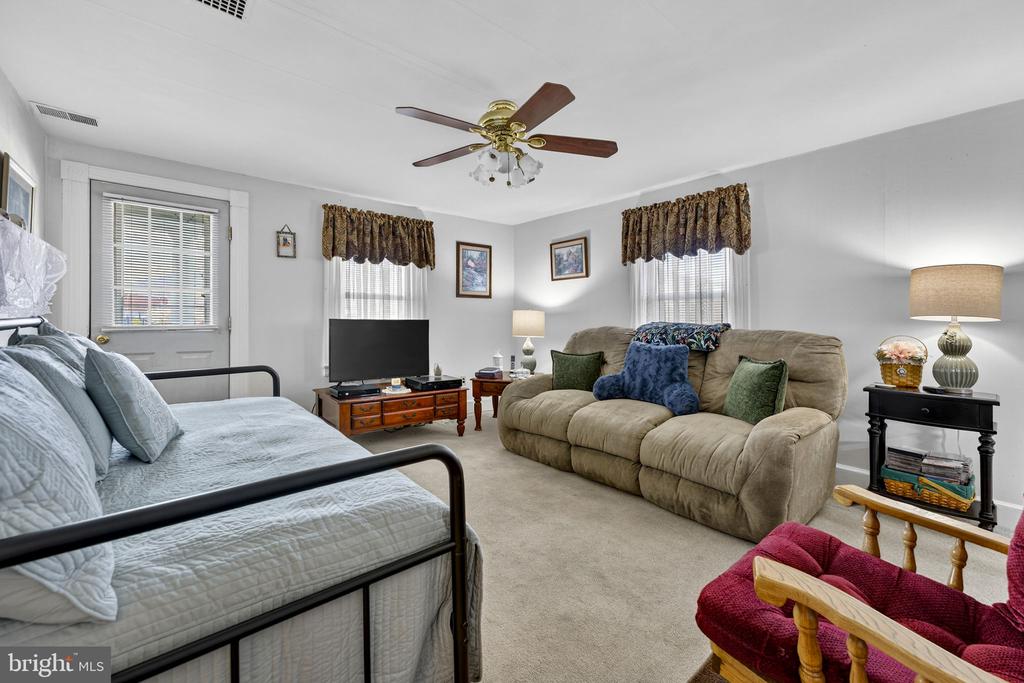 57 SCHOOL HOUSE RD, WASHINGTON, Virginia, 3 Bedrooms Bedrooms, ,1 BathroomBathrooms,Residential,14,57 SCHOOL HOUSE RD,VARP2002552 MLS # VARP2002552