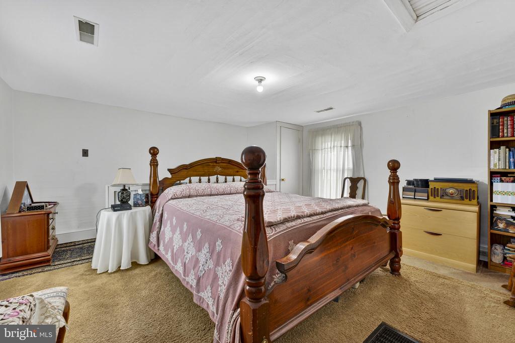 57 SCHOOL HOUSE RD, WASHINGTON, Virginia, 3 Bedrooms Bedrooms, ,1 BathroomBathrooms,Residential,14,57 SCHOOL HOUSE RD,VARP2002552 MLS # VARP2002552