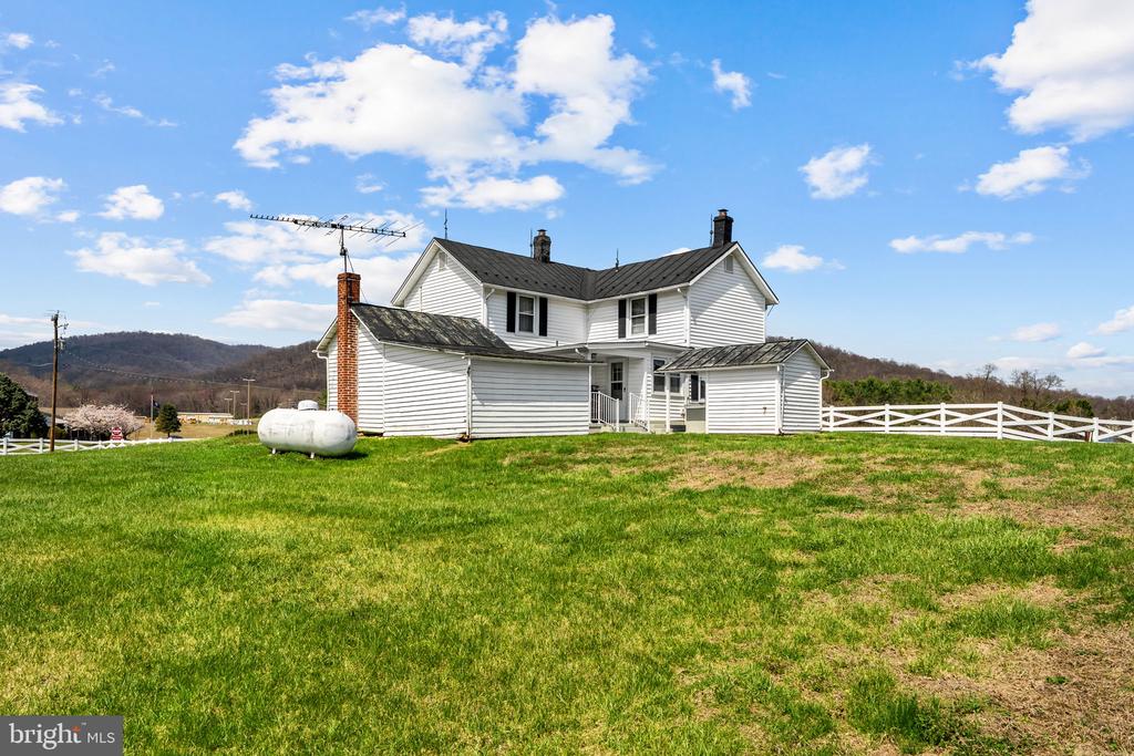 57 SCHOOL HOUSE RD, WASHINGTON, Virginia, 3 Bedrooms Bedrooms, ,1 BathroomBathrooms,Residential,14,57 SCHOOL HOUSE RD,VARP2002552 MLS # VARP2002552