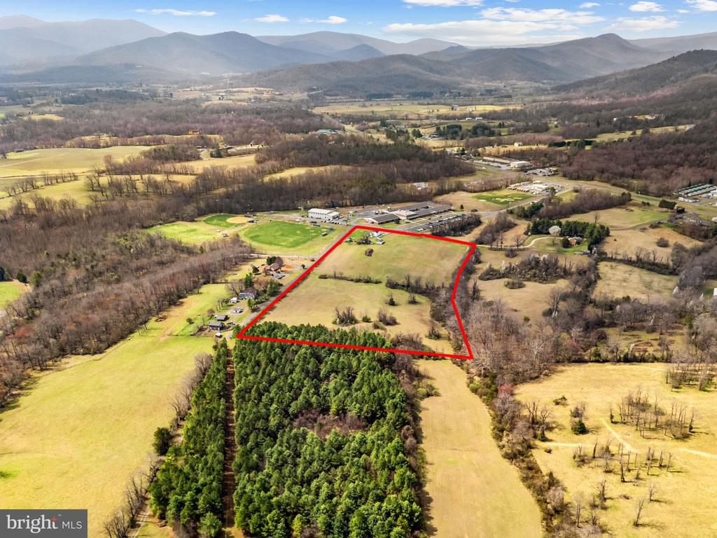 57 SCHOOL HOUSE RD, WASHINGTON, Virginia, 3 Bedrooms Bedrooms, ,1 BathroomBathrooms,Residential,14,57 SCHOOL HOUSE RD,VARP2002552 MLS # VARP2002552