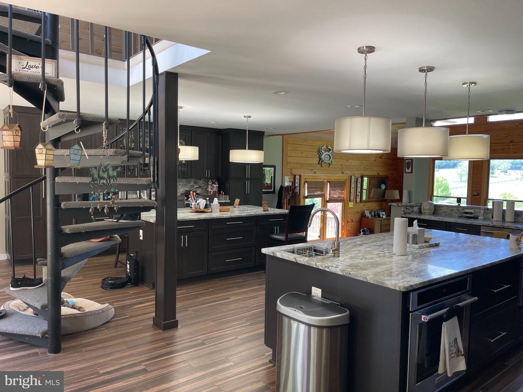 7747 RIVERSIDE FARM RD, MARSHALL, Virginia, 4 Bedrooms Bedrooms, ,3 BathroomsBathrooms,Residential,14,7747 RIVERSIDE FARM RD,VAFQ2021308 MLS # VAFQ2021308 7747 RIVERSIDE FARM RD, MARSHALL, Virginia, 4 Bedrooms Bedrooms, ,3 BathroomsBathrooms,Residential,14,7747 RIVERSIDE FARM RD,VAFQ2021308 MLS # VAFQ2021308