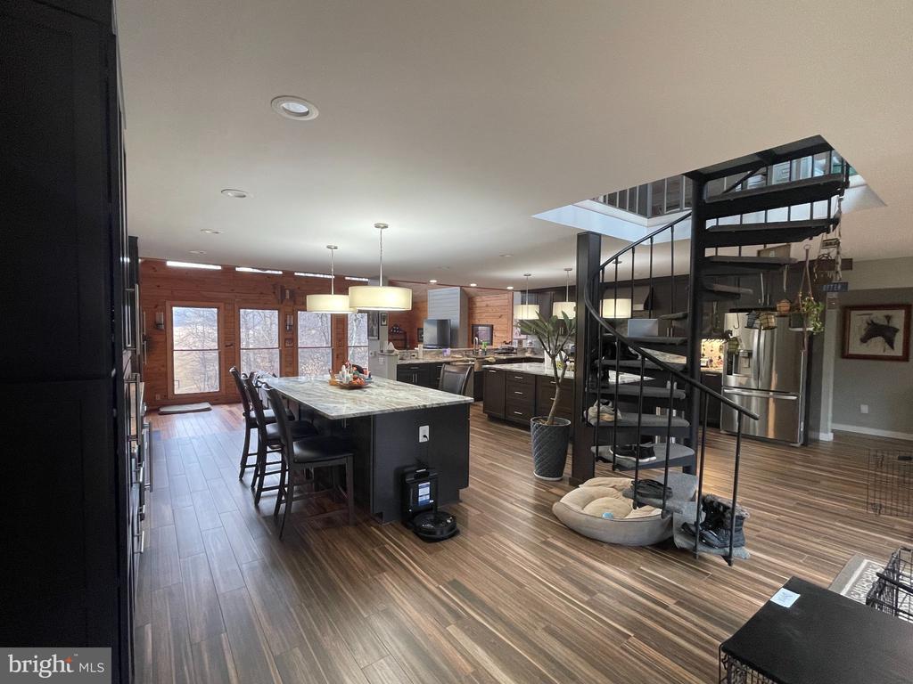 7747 RIVERSIDE FARM RD, MARSHALL, Virginia, 4 Bedrooms Bedrooms, ,3 BathroomsBathrooms,Residential,14,7747 RIVERSIDE FARM RD,VAFQ2021308 MLS # VAFQ2021308 7747 RIVERSIDE FARM RD, MARSHALL, Virginia, 4 Bedrooms Bedrooms, ,3 BathroomsBathrooms,Residential,14,7747 RIVERSIDE FARM RD,VAFQ2021308 MLS # VAFQ2021308