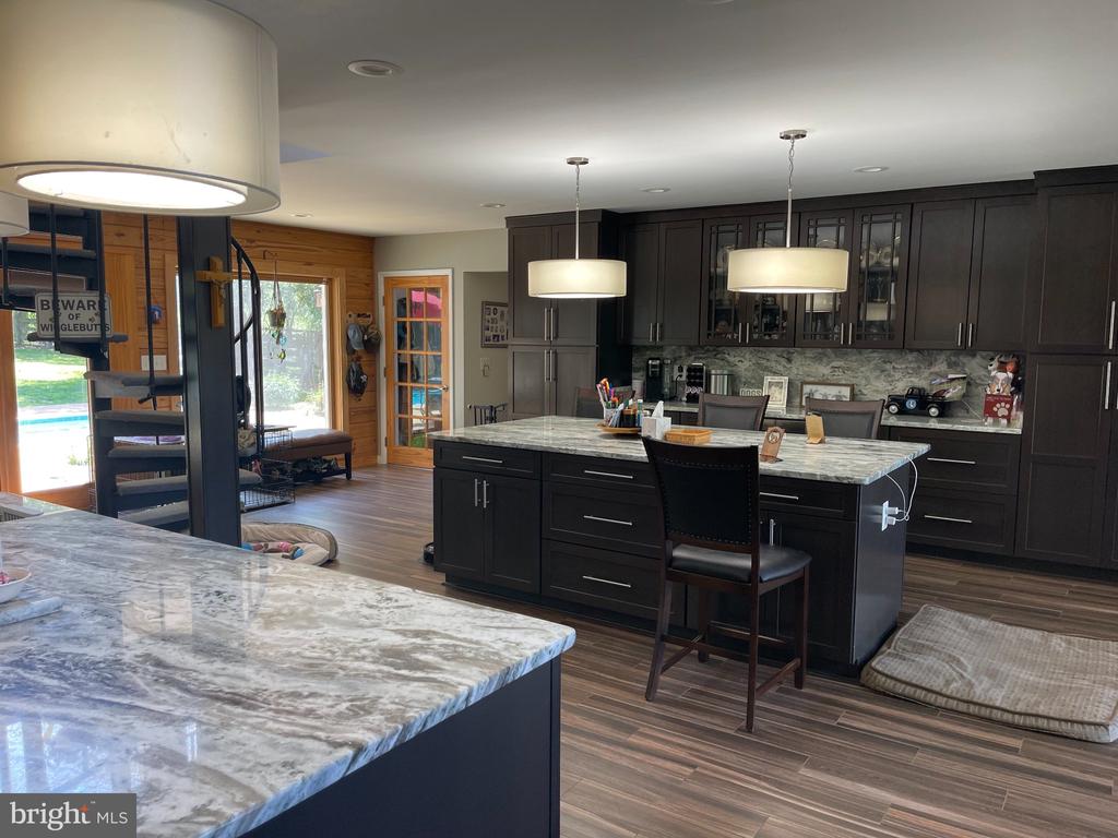 7747 RIVERSIDE FARM RD, MARSHALL, Virginia, 4 Bedrooms Bedrooms, ,3 BathroomsBathrooms,Residential,14,7747 RIVERSIDE FARM RD,VAFQ2021308 MLS # VAFQ2021308 7747 RIVERSIDE FARM RD, MARSHALL, Virginia, 4 Bedrooms Bedrooms, ,3 BathroomsBathrooms,Residential,14,7747 RIVERSIDE FARM RD,VAFQ2021308 MLS # VAFQ2021308