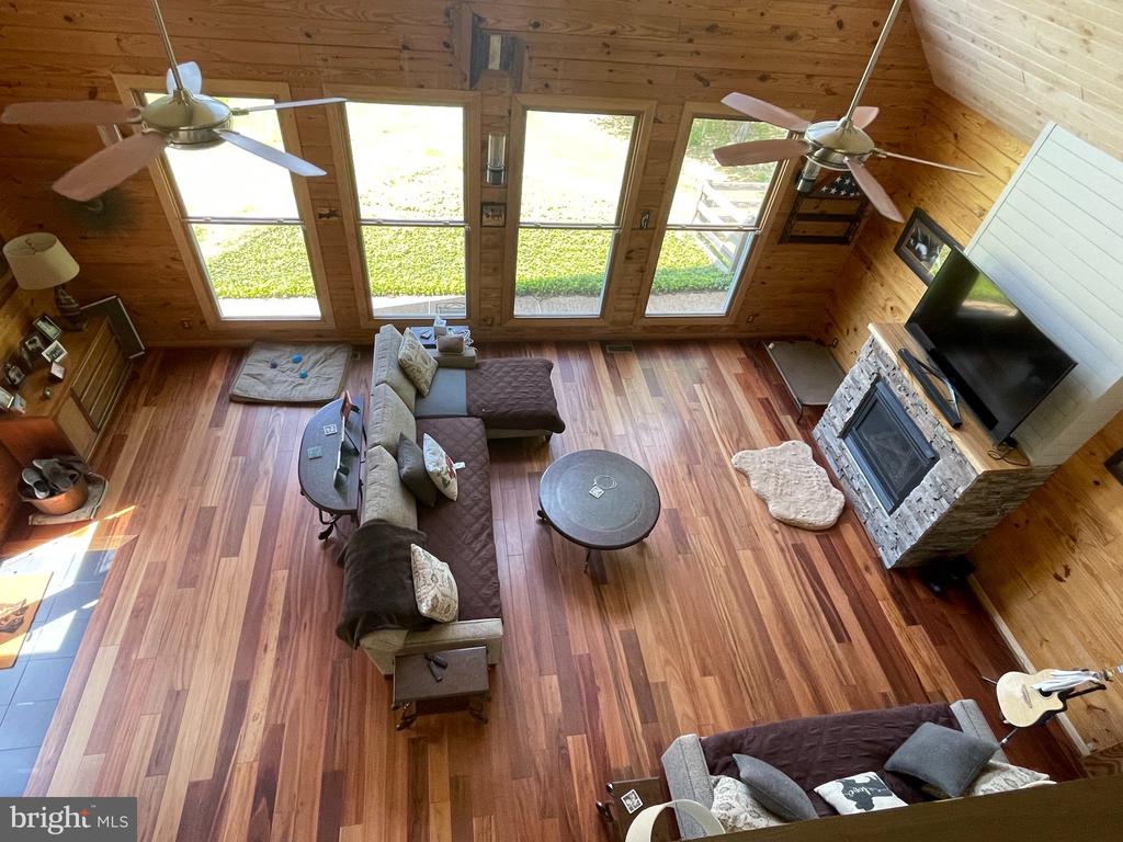 7747 RIVERSIDE FARM RD, MARSHALL, Virginia, 4 Bedrooms Bedrooms, ,3 BathroomsBathrooms,Residential,14,7747 RIVERSIDE FARM RD,VAFQ2021308 MLS # VAFQ2021308 7747 RIVERSIDE FARM RD, MARSHALL, Virginia, 4 Bedrooms Bedrooms, ,3 BathroomsBathrooms,Residential,14,7747 RIVERSIDE FARM RD,VAFQ2021308 MLS # VAFQ2021308