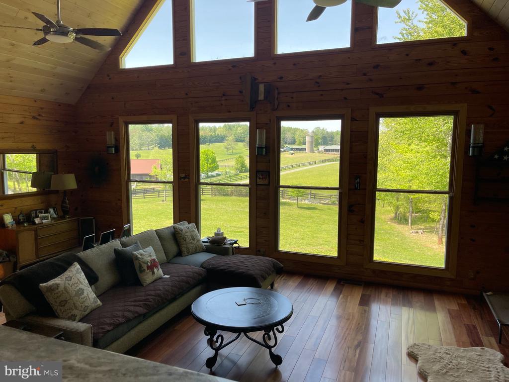 7747 RIVERSIDE FARM RD, MARSHALL, Virginia, 4 Bedrooms Bedrooms, ,3 BathroomsBathrooms,Residential,14,7747 RIVERSIDE FARM RD,VAFQ2021308 MLS # VAFQ2021308 7747 RIVERSIDE FARM RD, MARSHALL, Virginia, 4 Bedrooms Bedrooms, ,3 BathroomsBathrooms,Residential,14,7747 RIVERSIDE FARM RD,VAFQ2021308 MLS # VAFQ2021308