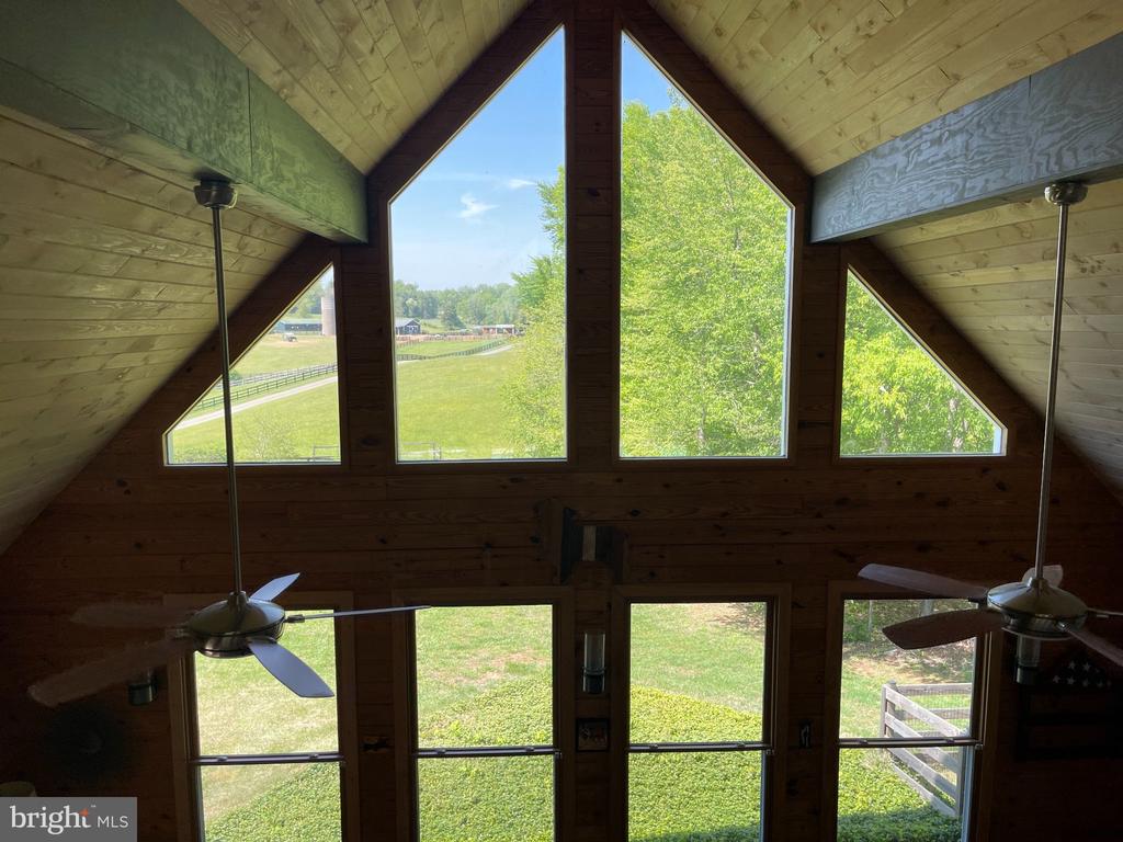 7747 RIVERSIDE FARM RD, MARSHALL, Virginia, 4 Bedrooms Bedrooms, ,3 BathroomsBathrooms,Residential,14,7747 RIVERSIDE FARM RD,VAFQ2021308 MLS # VAFQ2021308 7747 RIVERSIDE FARM RD, MARSHALL, Virginia, 4 Bedrooms Bedrooms, ,3 BathroomsBathrooms,Residential,14,7747 RIVERSIDE FARM RD,VAFQ2021308 MLS # VAFQ2021308