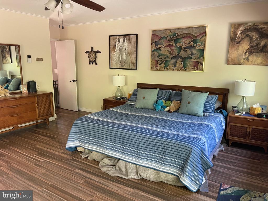 7747 RIVERSIDE FARM RD, MARSHALL, Virginia, 4 Bedrooms Bedrooms, ,3 BathroomsBathrooms,Residential,14,7747 RIVERSIDE FARM RD,VAFQ2021308 MLS # VAFQ2021308 7747 RIVERSIDE FARM RD, MARSHALL, Virginia, 4 Bedrooms Bedrooms, ,3 BathroomsBathrooms,Residential,14,7747 RIVERSIDE FARM RD,VAFQ2021308 MLS # VAFQ2021308