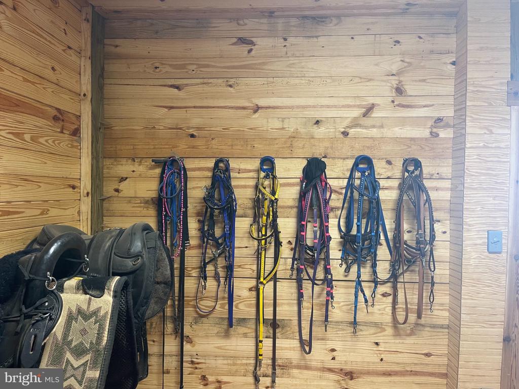 7747 RIVERSIDE FARM RD, MARSHALL, Virginia, 4 Bedrooms Bedrooms, ,3 BathroomsBathrooms,Residential,14,7747 RIVERSIDE FARM RD,VAFQ2021308 MLS # VAFQ2021308 7747 RIVERSIDE FARM RD, MARSHALL, Virginia, 4 Bedrooms Bedrooms, ,3 BathroomsBathrooms,Residential,14,7747 RIVERSIDE FARM RD,VAFQ2021308 MLS # VAFQ2021308