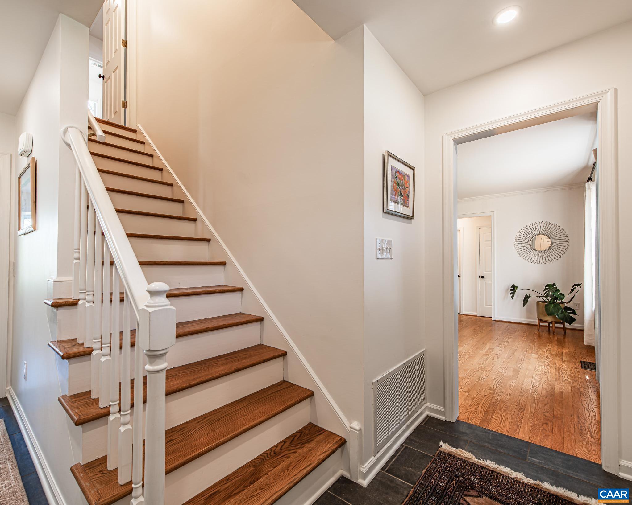 1732 HERMITAGE RD, WAYNESBORO, Virginia 22980, 4 Bedrooms Bedrooms, ,3 BathroomsBathrooms,Residential,14,1732 HERMITAGE RD,675316 MLS # 675316 1732 HERMITAGE RD, WAYNESBORO, Virginia 22980, 4 Bedrooms Bedrooms, ,3 BathroomsBathrooms,Residential,14,1732 HERMITAGE RD,675316 MLS # 675316